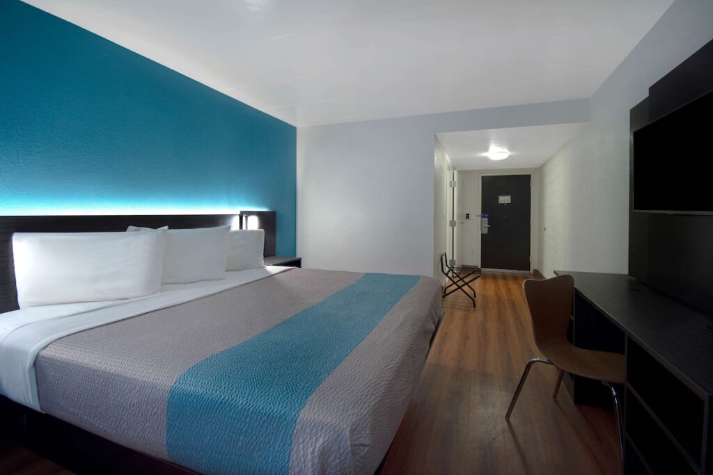 Motel 6-Merrillville, IN - Image 2