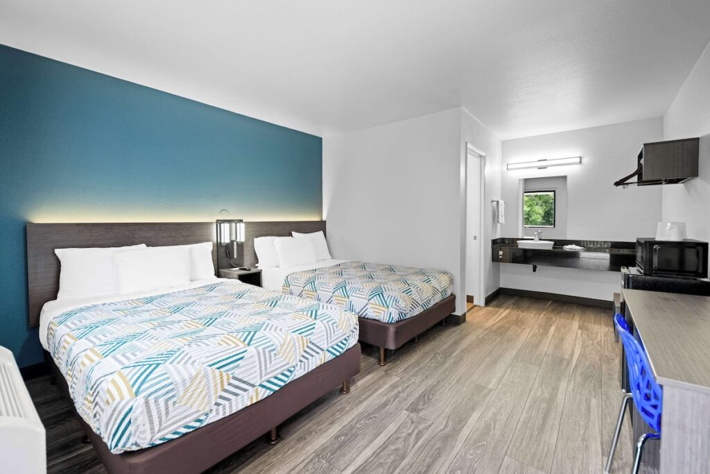 Motel 6-Monterey, CA - Image 3