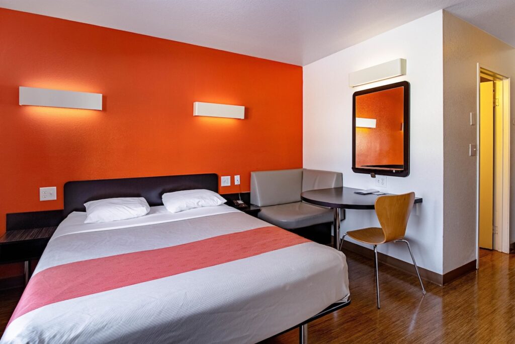 Motel 6-Palatine, IL - Chicago Northwest - Image 2