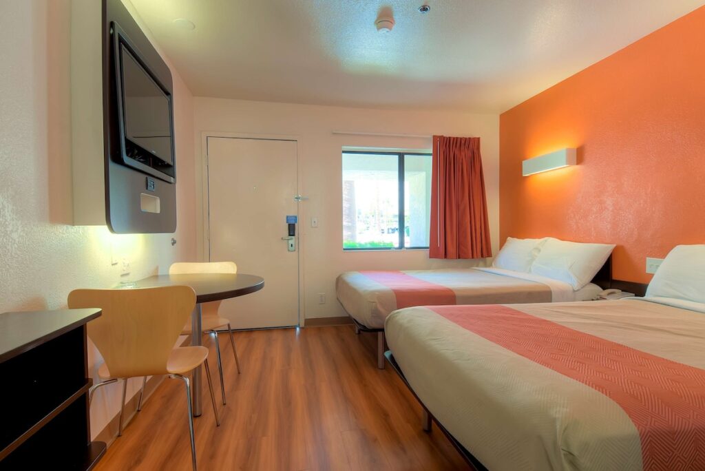 Motel 6-Palm Springs, CA - Downtown - Image 4