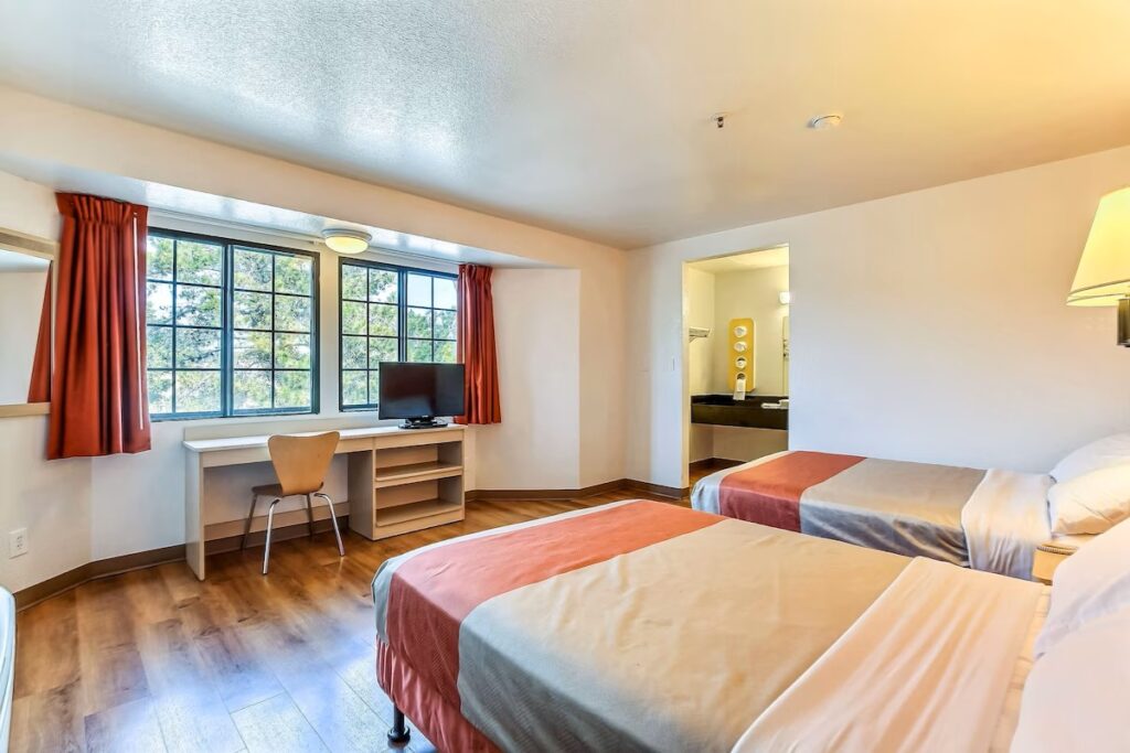 Motel 6-Pinole, CA - Image 3