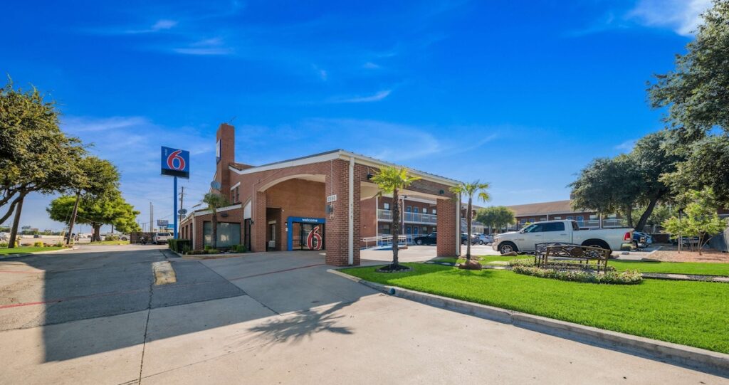 Motel 6-Plano, TX - Plano Northeast