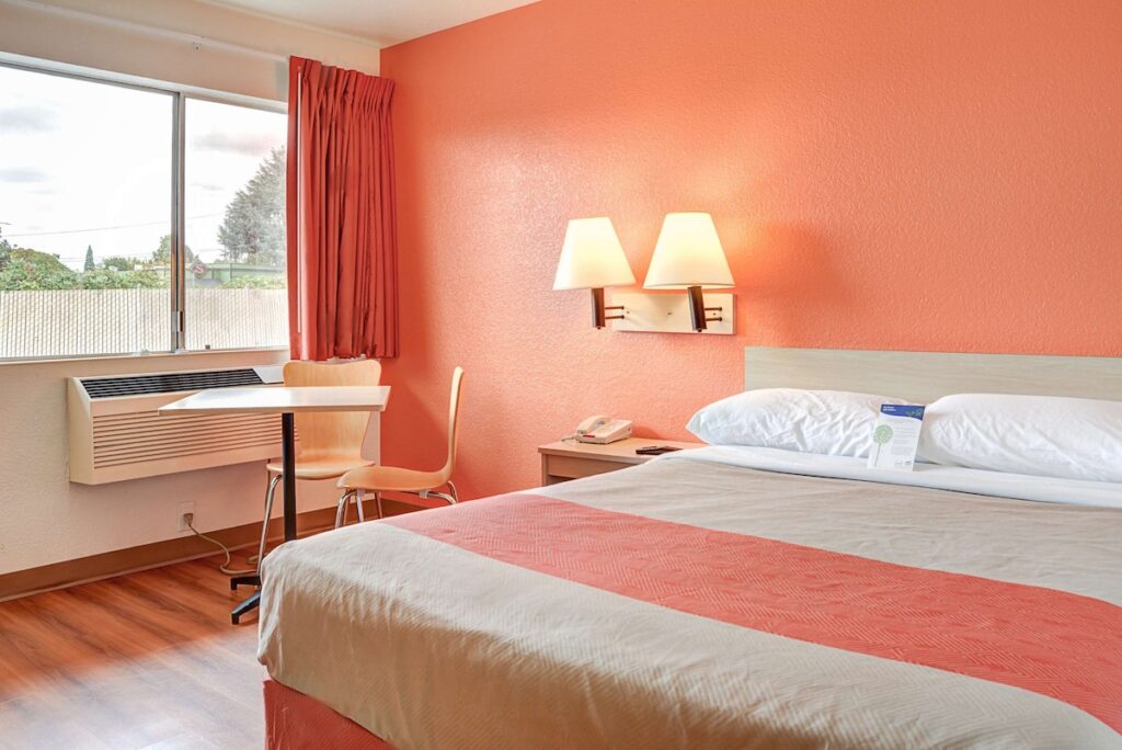 Motel 6-Portland, OR - Central - Image 2