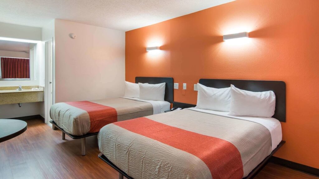 Motel 6-Richmond, VA - Midlothian Turnpike - Image 3