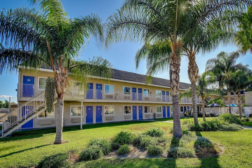 Motel 6-Riverside, CA - South