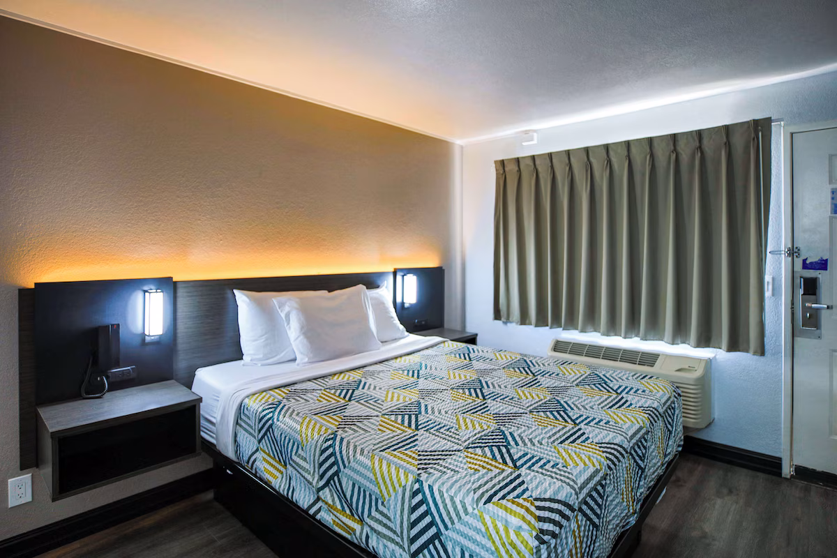 Motel 6-Sacramento, CA - North - Image 2