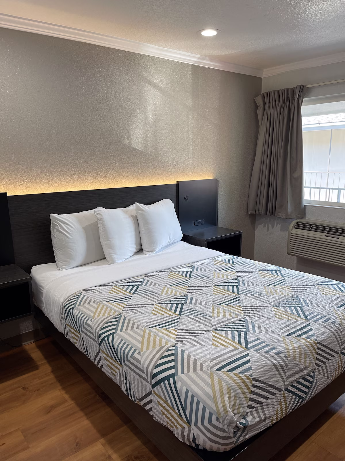 Motel 6 Sacramento, Ca - Downtown - Image 2