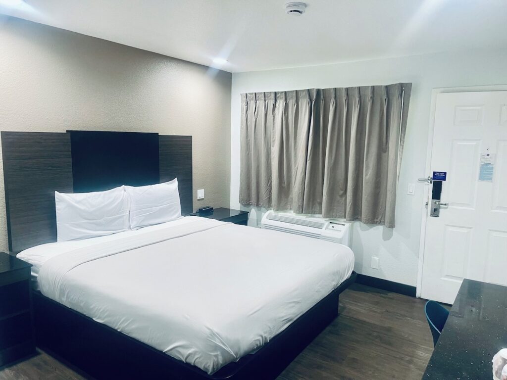 Motel 6-San Bernardino, CA - North - Image 3