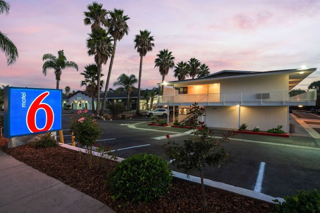 Motel 6-Santa Barbara, CA - State Street