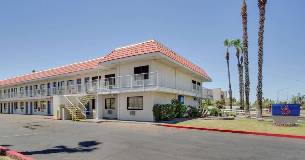 Motel 6-Tempe, AZ - Broadway - ASU - Image 1