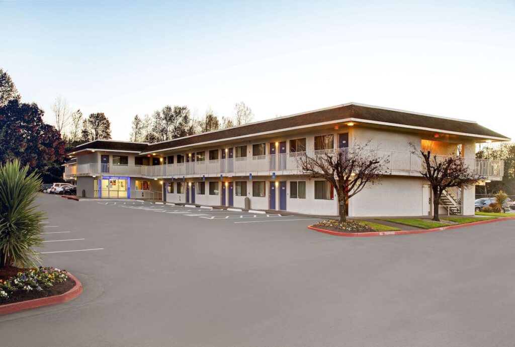 Motel 6-Troutdale, OR - Portland East