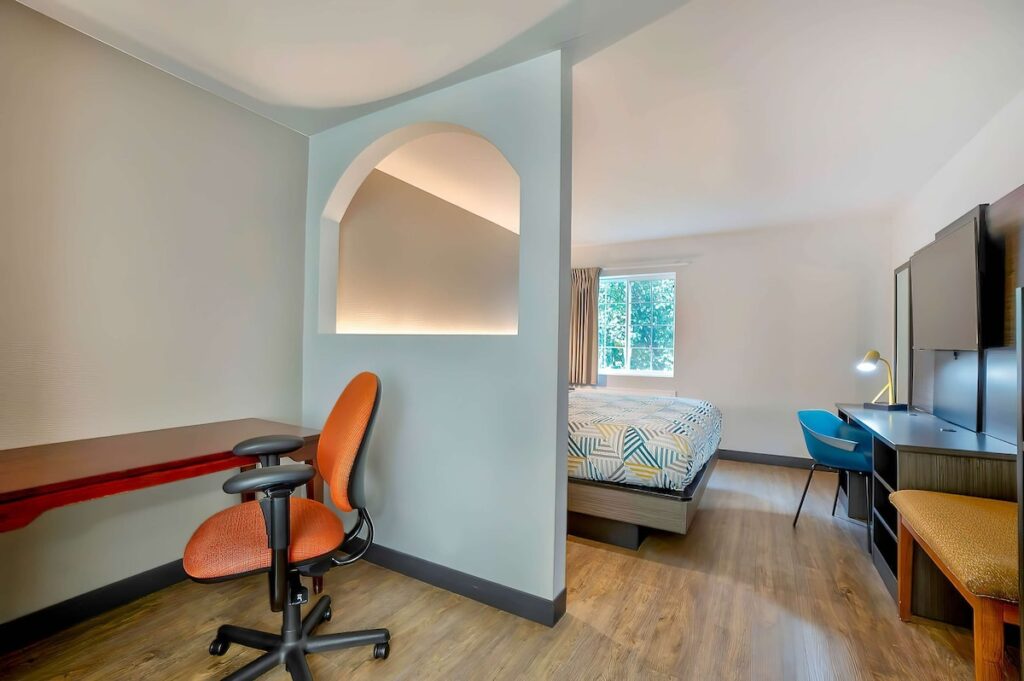 Motel 6 Tulsa, Ok - Central - Image 2