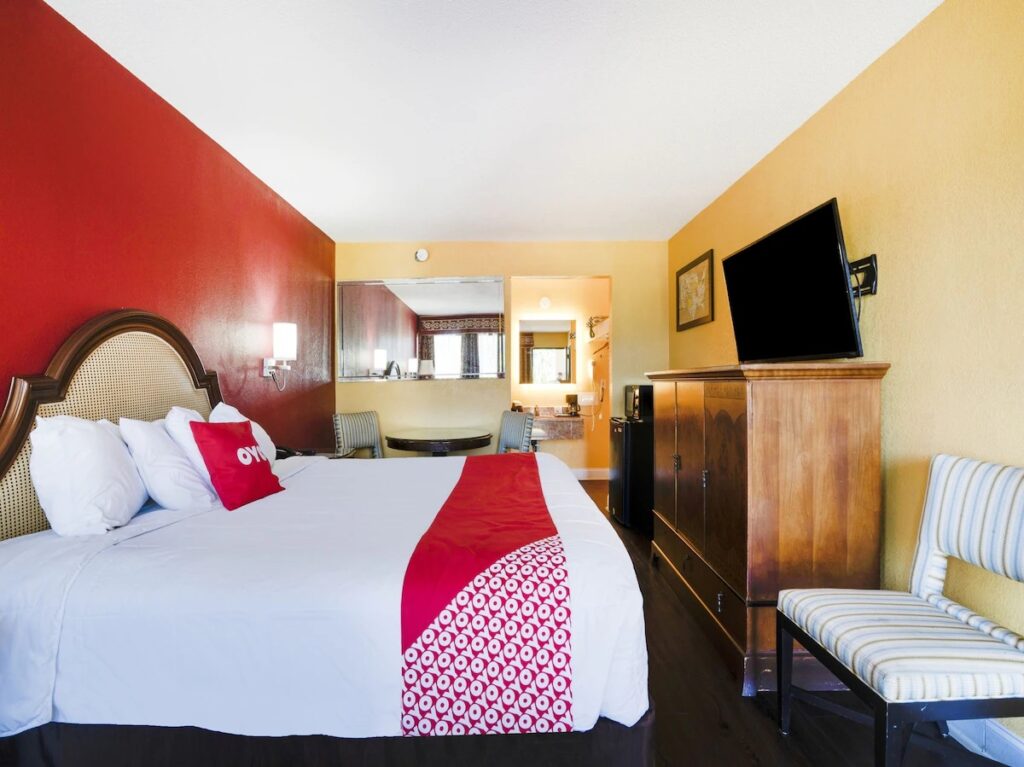 OYO Hotel Wade/Fayetteville I-95 South - Image 2