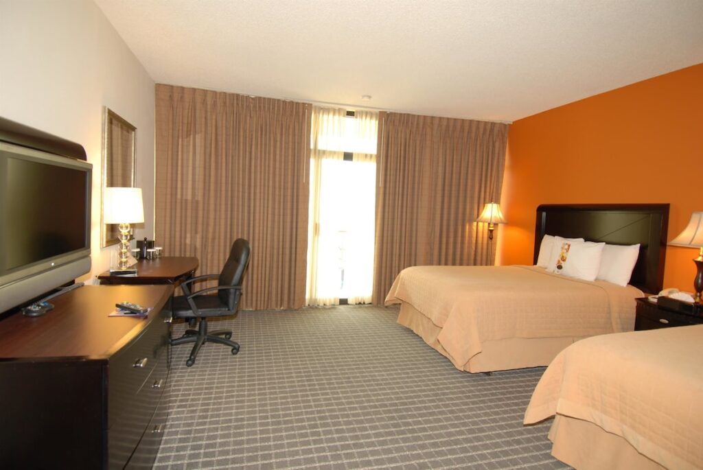Oakland Airport Executive Hotel - Image 5