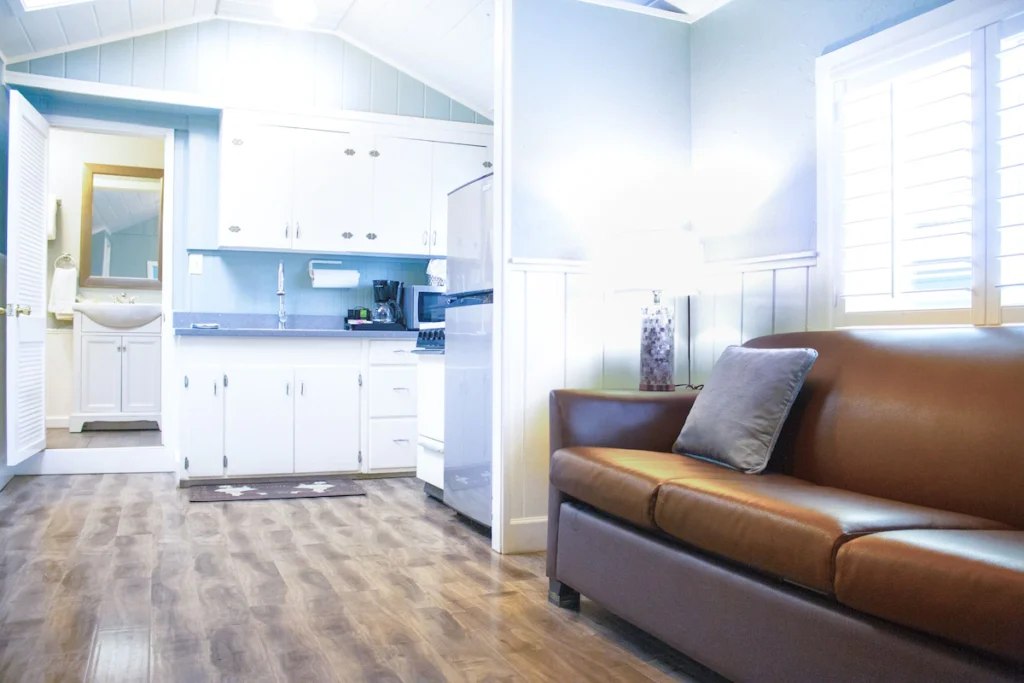 Ocean Echo Inn & Beach Cottages - Image 4