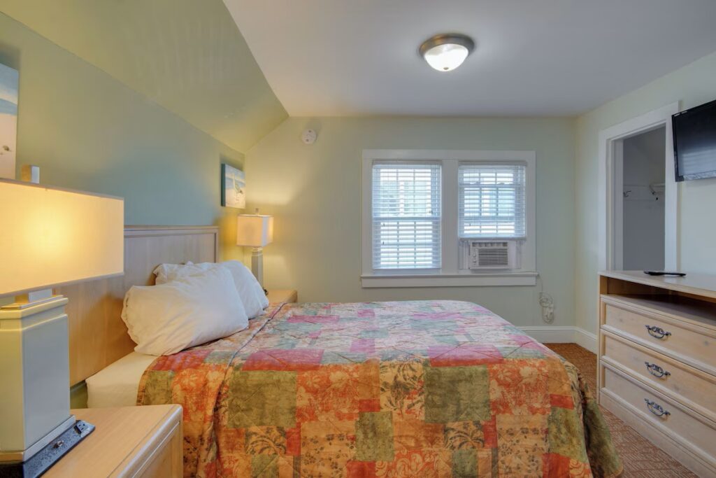 Ocean Lodge - Image 2