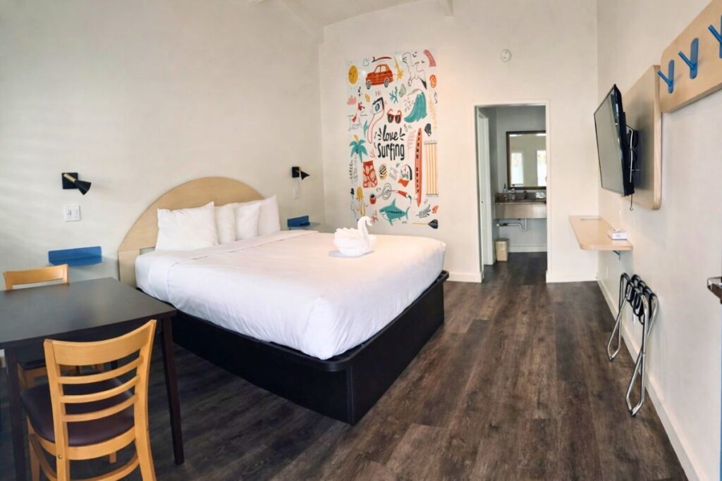 Ocean Palms Motel - Image 2