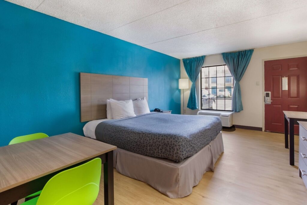 One life studio and suites - Image 2