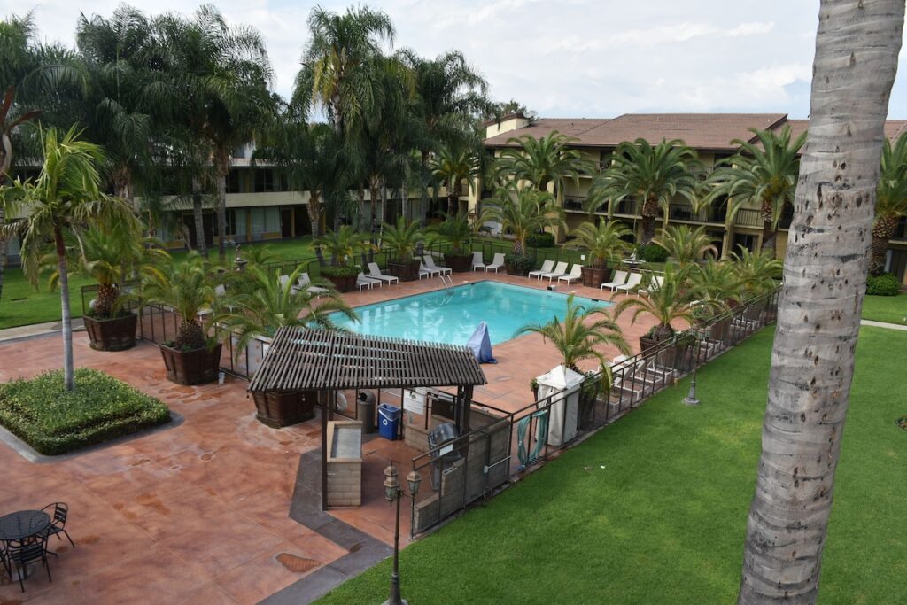 Ontario Airport Inn - Image 5