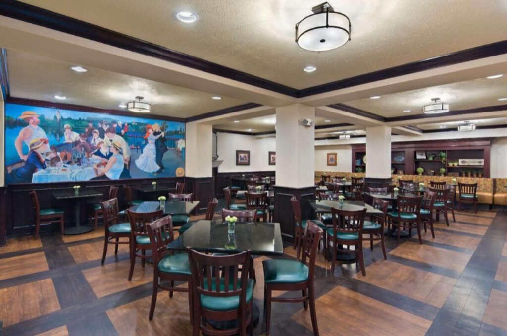 Oxford Suites Spokane Downtown - Image 4