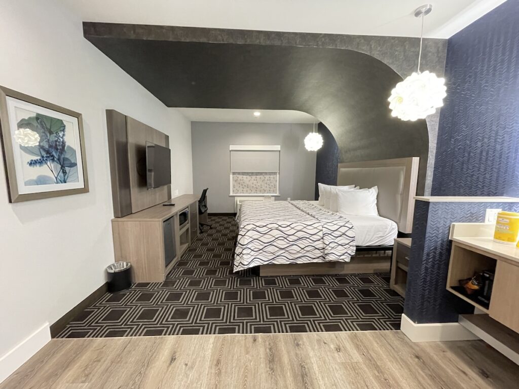 Palace Inn Blue Houston East Beltway 8 - Image 4