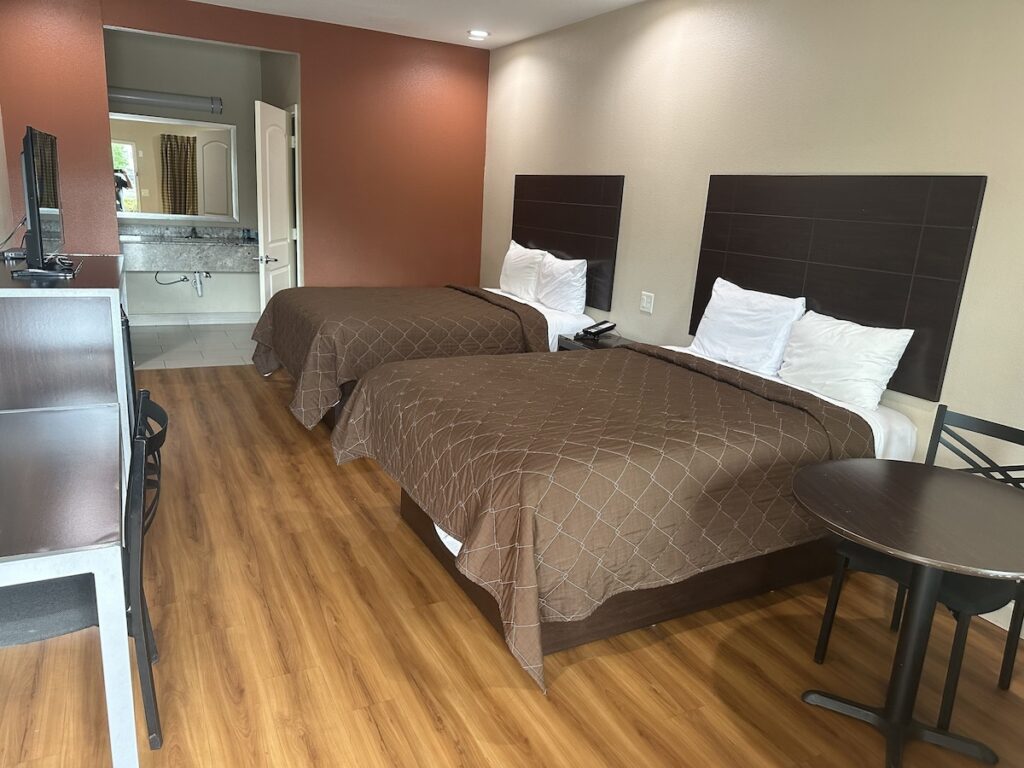 Palace Inn Blue Jones Road & FM1960 - Image 3