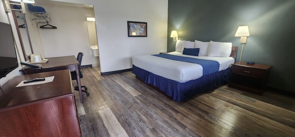 Parkview Inn and Conference Center - Image 3