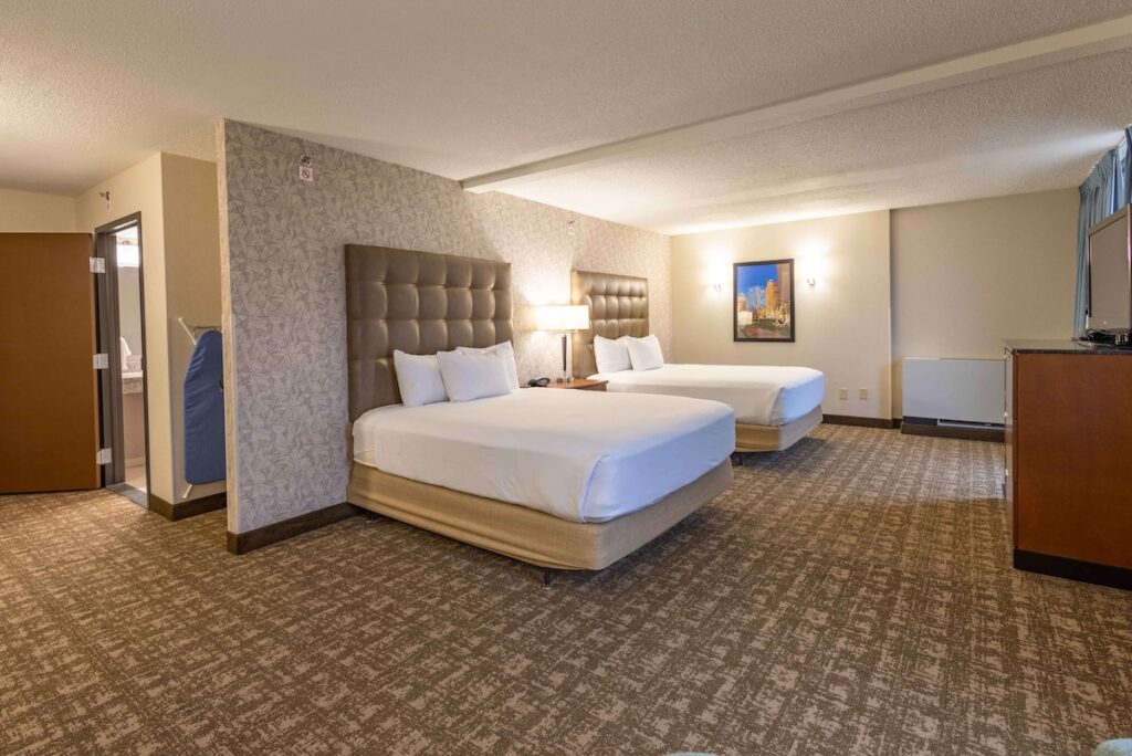 Pear Tree Inn St. Louis Near Union Station - Image 4