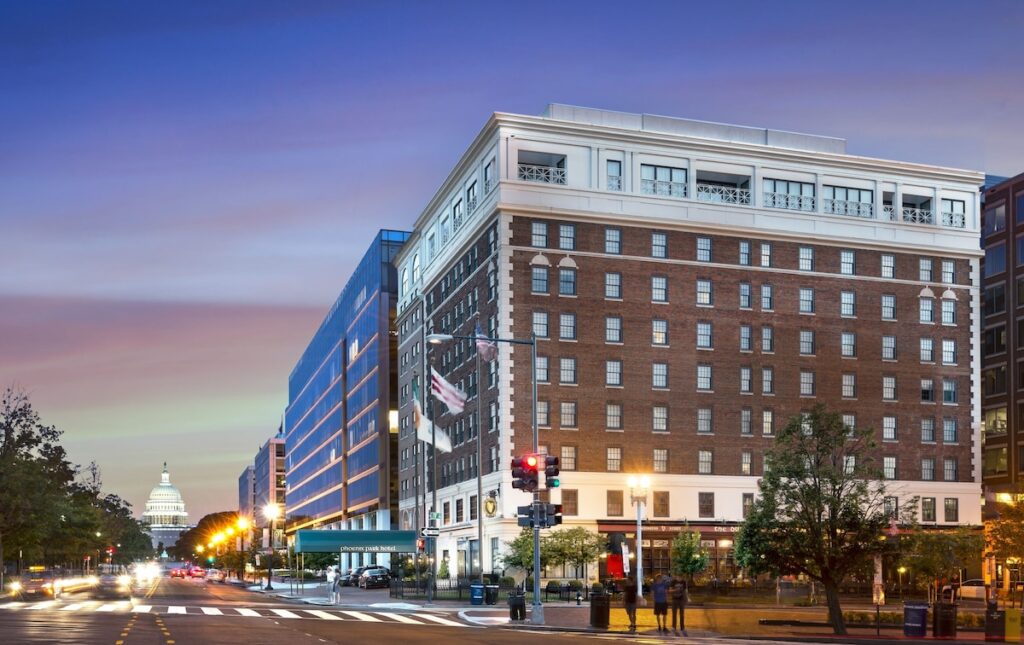 Phoenix Park Hotel - Image 2