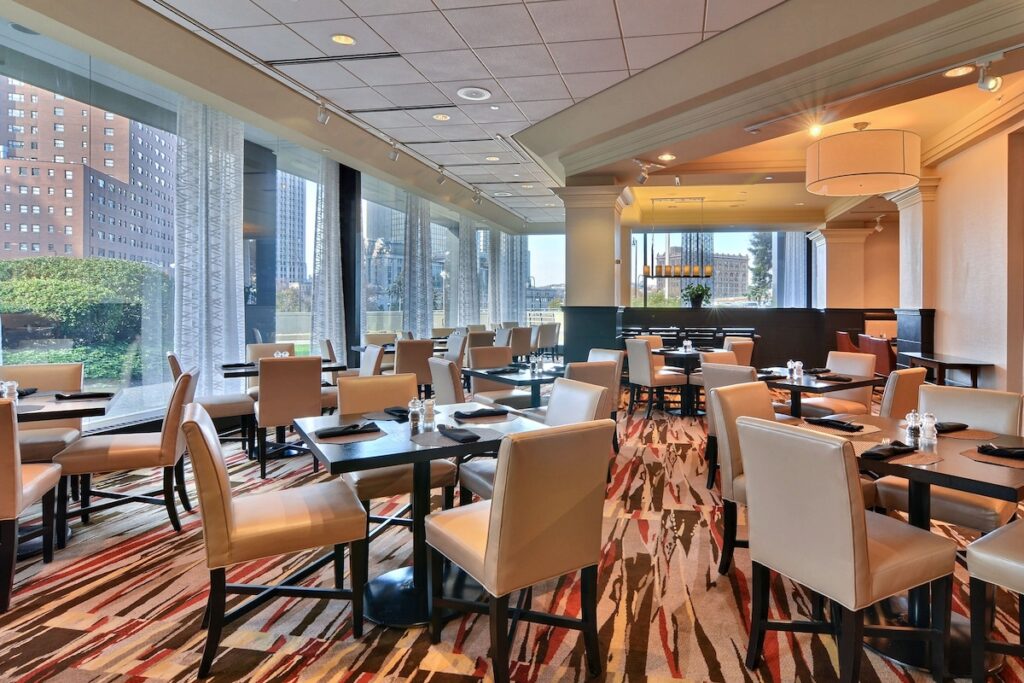Pittsburgh Marriott City Center - Image 4