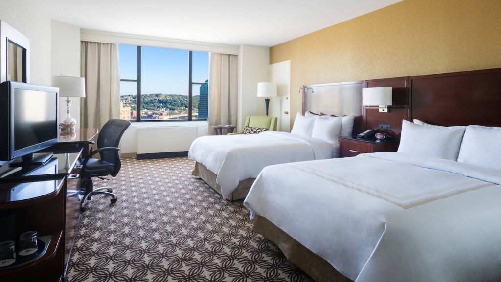 Pittsburgh Marriott City Center - Image 3