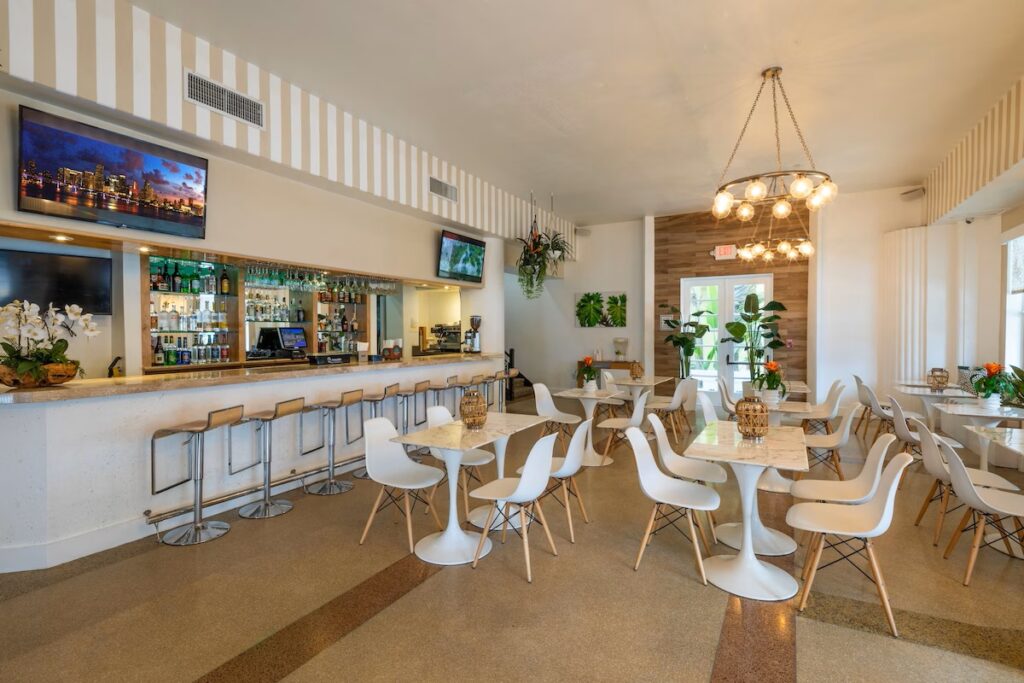 President Hotel - Image 5