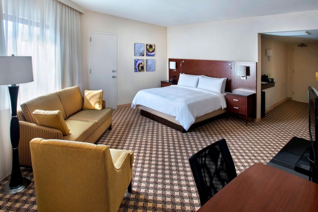 Princeton Marriott at Forrestal - Image 3