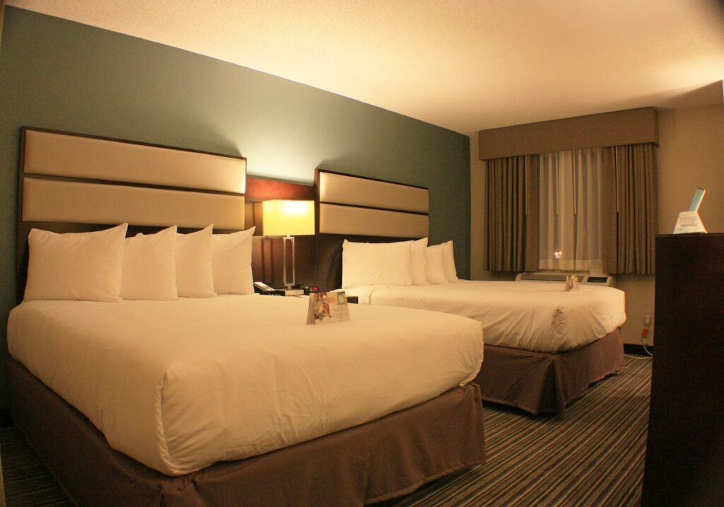 Quality Inn - Image 2