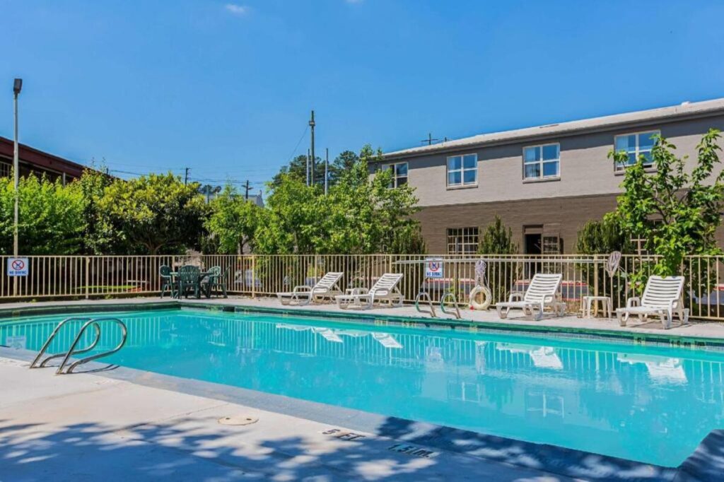 Quality Inn Atlanta Northeast I-85 - Image 4