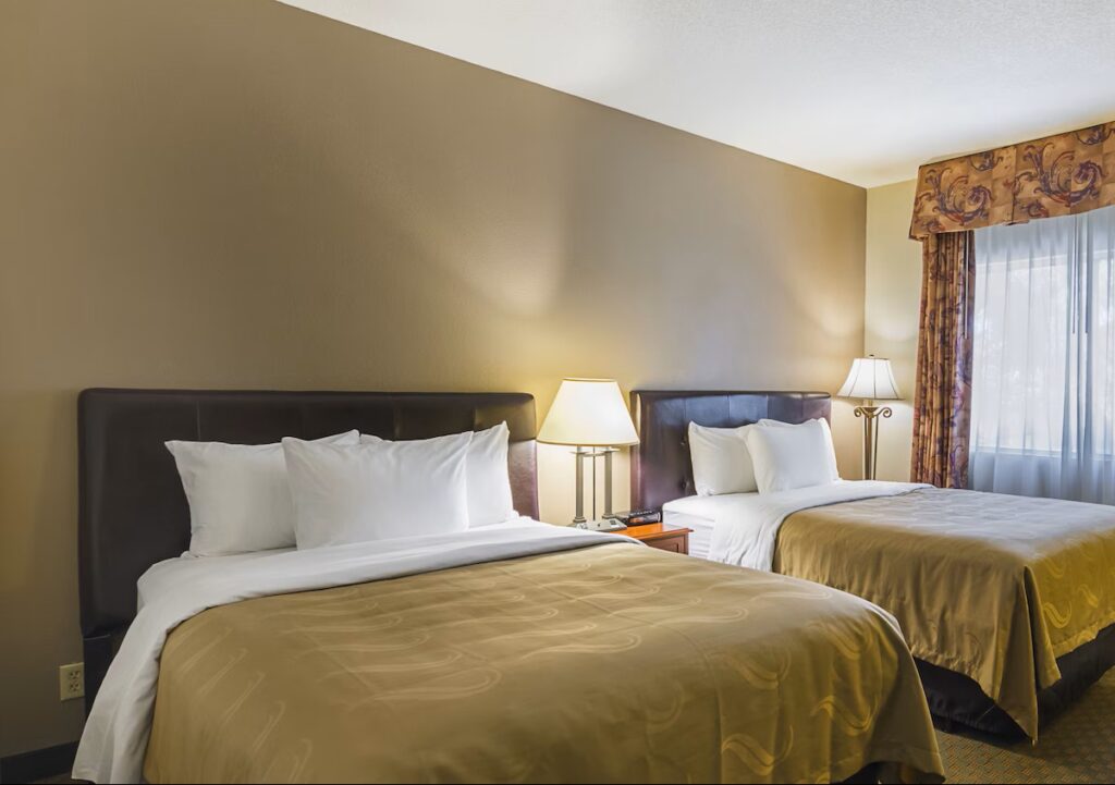 Quality Inn Fresno Yosemite Airport - Image 2