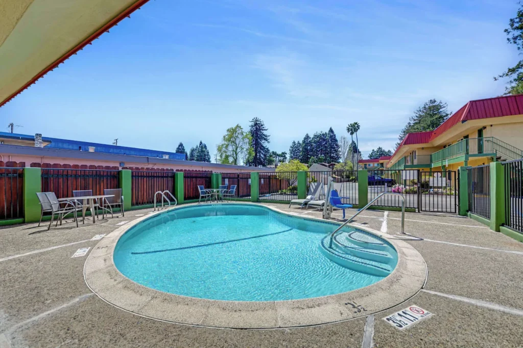 Quality Inn Santa Cruz Downtown Area - Image 2