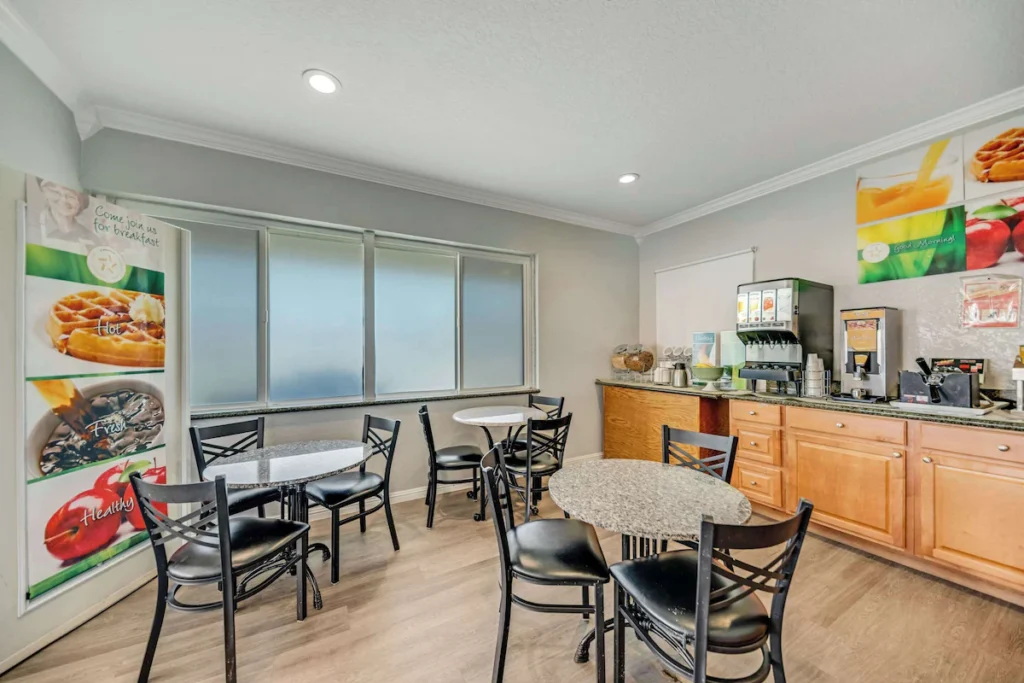 Quality Inn Santa Cruz Downtown Area - Image 5