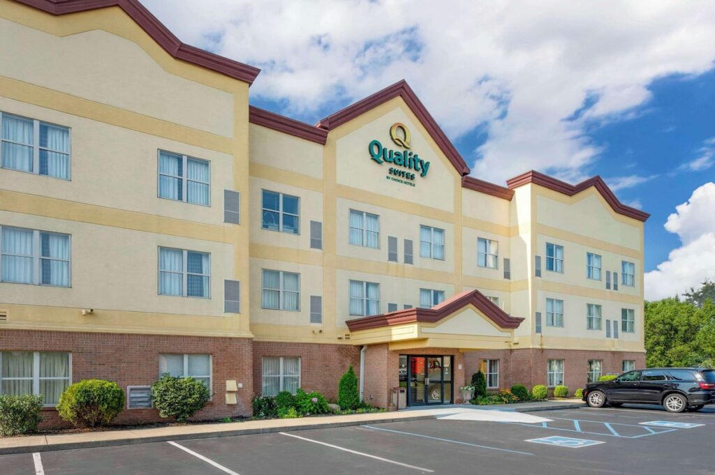 Quality Inn & Suites Indianapolis Northwest