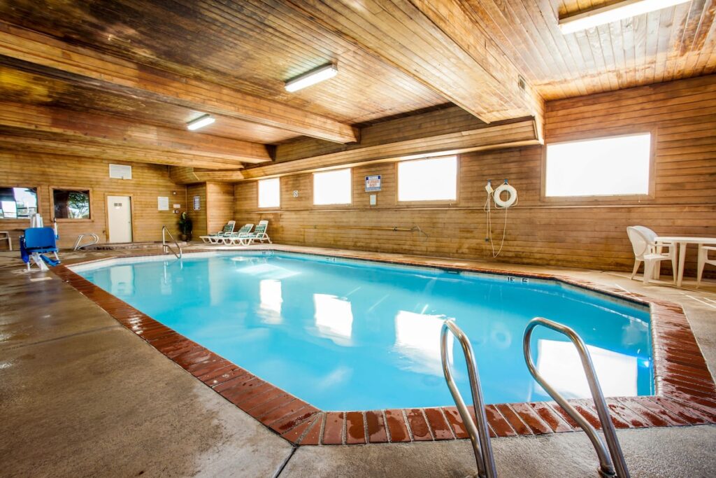 Quality Inn & Suites Vancouver North - Image 4