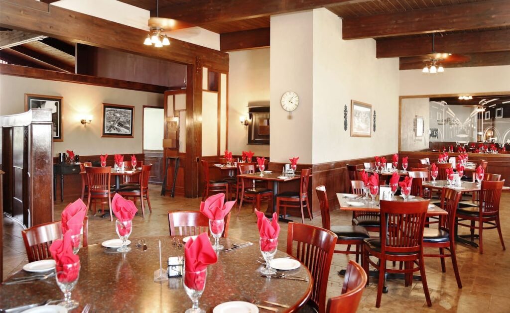 Ramada by Wyndham Spokane Airport - Image 4