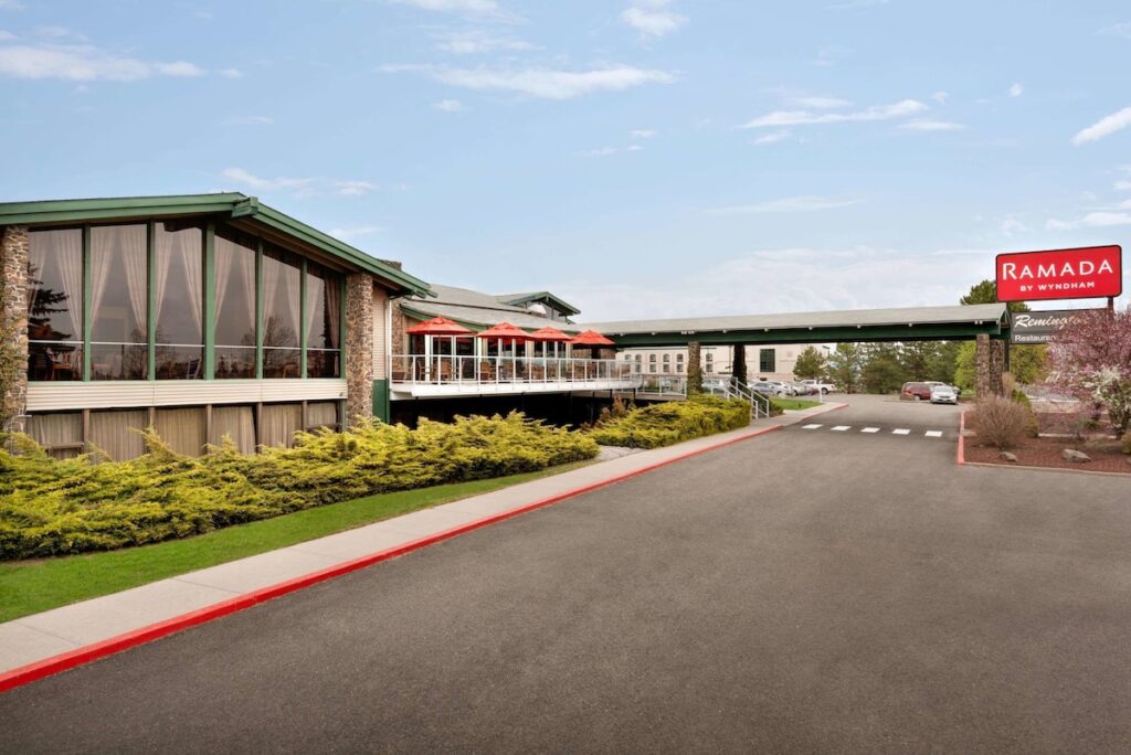 Ramada by Wyndham Spokane Airport - Image 2
