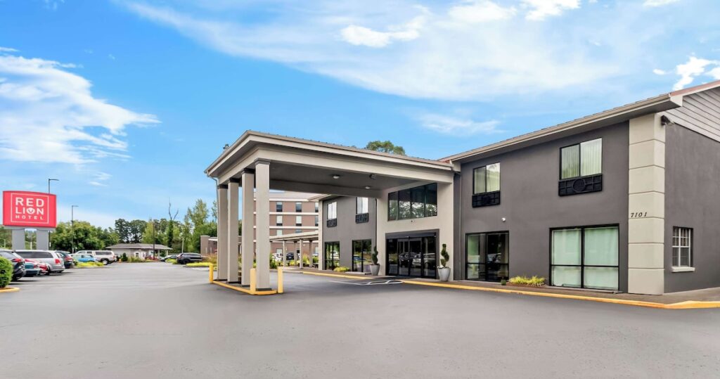 Red Lion Hotel Portland Airport