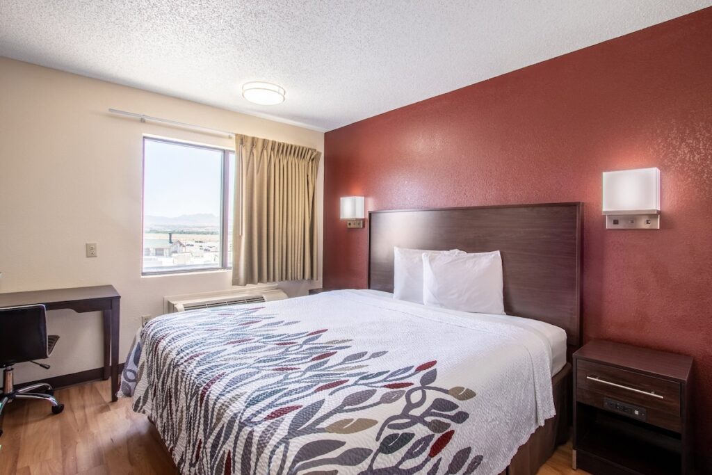 Red Roof Inn El Paso West - Image 2