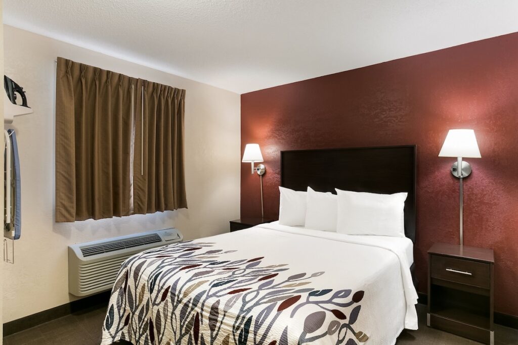 Red Roof Inn Hershey - Image 2