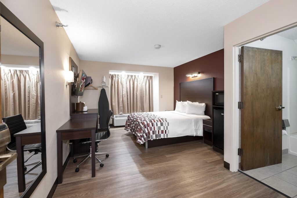 Red Roof Inn Springfield, MO - Image 3