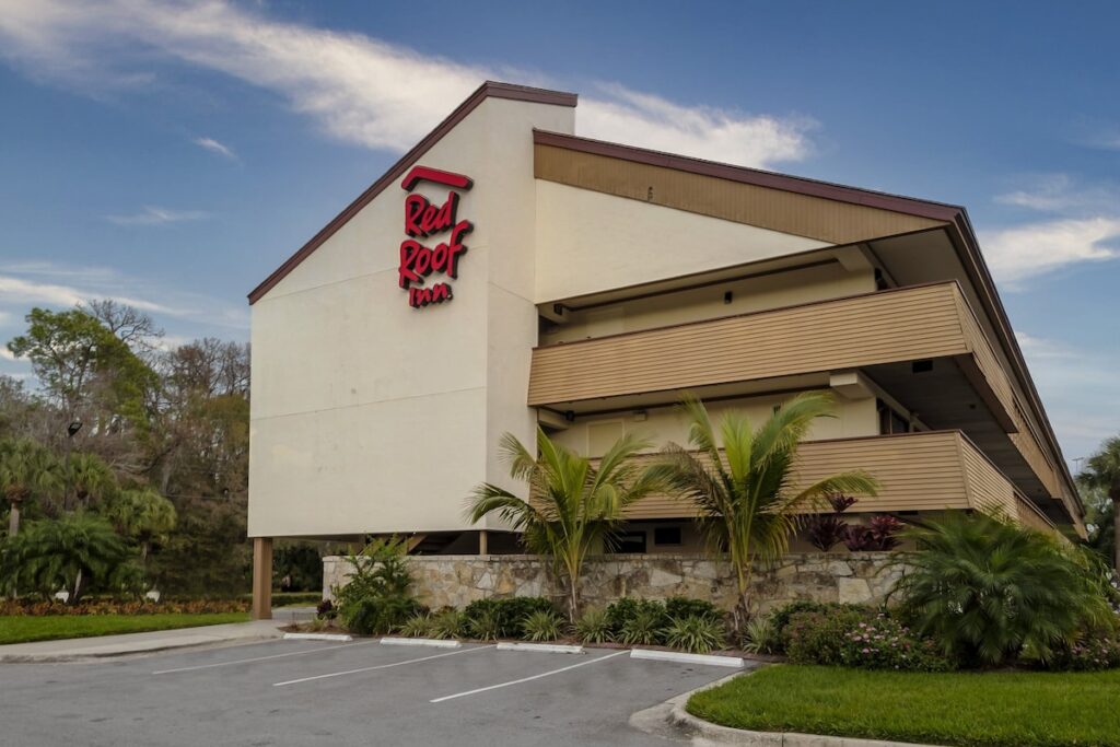 Red Roof Inn Tampa - Brandon - Image 2