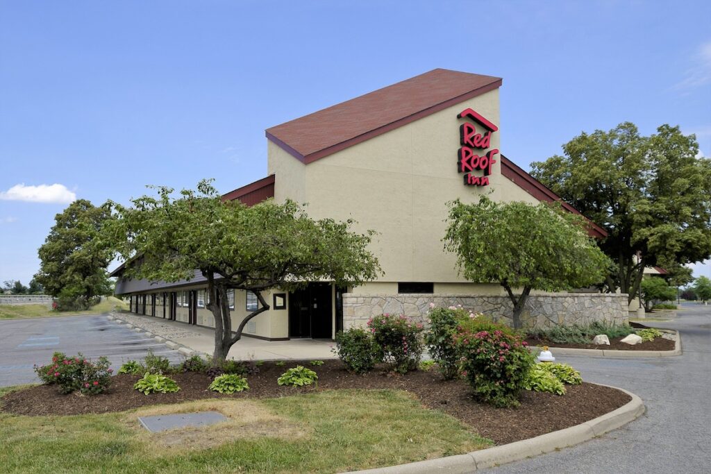 Red Roof Inn Toledo - Maumee - Image 2