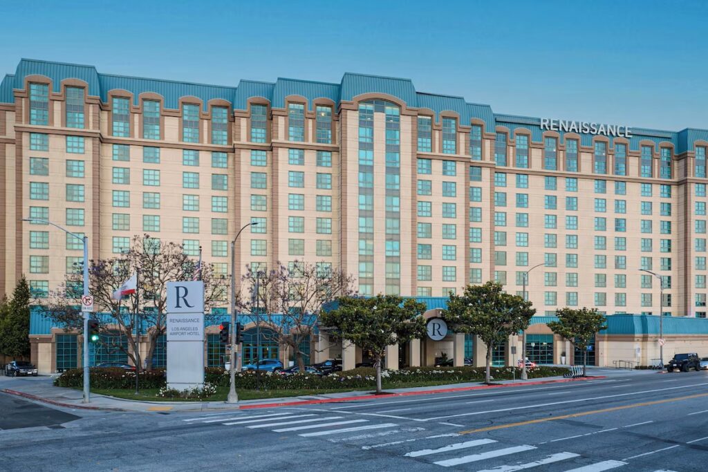 Renaissance Los Angeles Airport Hotel
