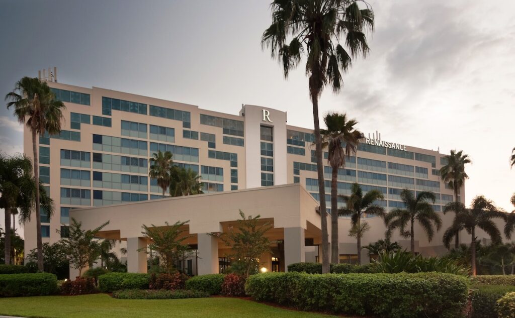 Renaissance Orlando Airport Hotel - Image 2